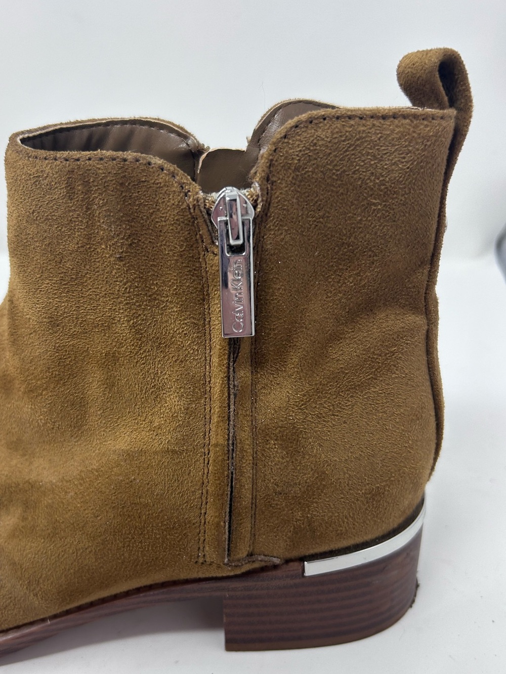 Calvin Klein Women's Deniece Ankle Boot - Suede - Dark Natural - Size 9 M - Picture 3 of 6